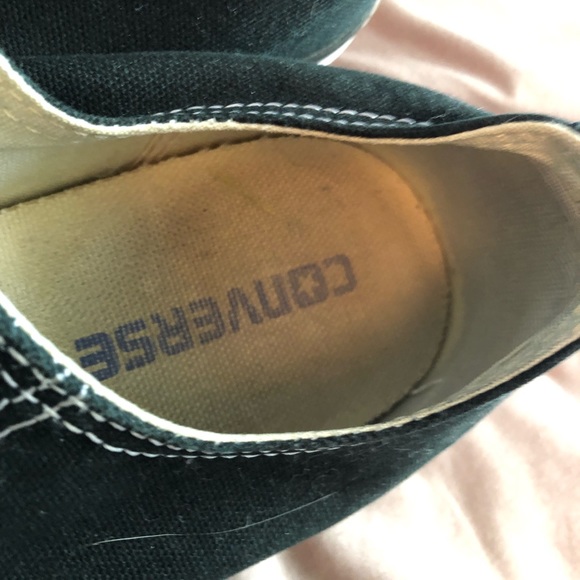 Black converse - Picture 5 of 8